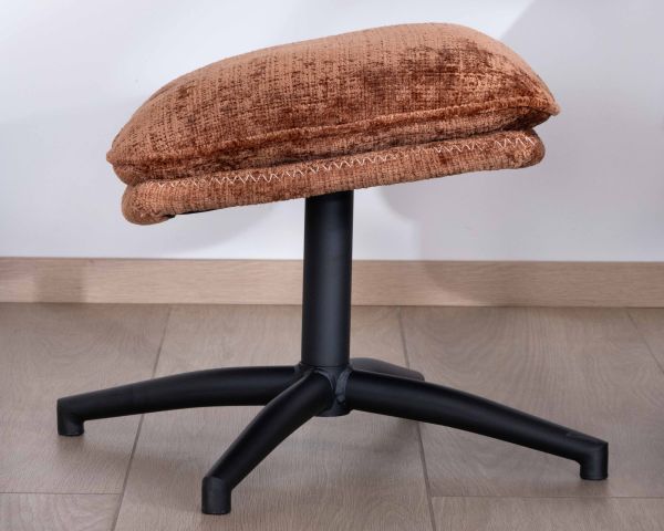 Sillón de relajación con puf de tela suave color terracota «Branson», giratorio 360°