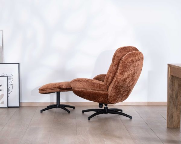 Sillón de relajación con puf de tela suave color terracota «Branson», giratorio 360°