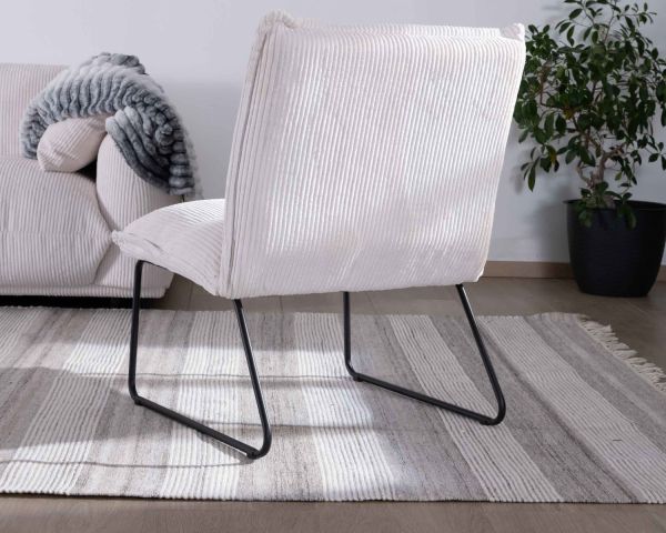 Lote de 2 sillones sin reposabrazos de terciopelo acanalado blanco «Calvin» con patas de metal