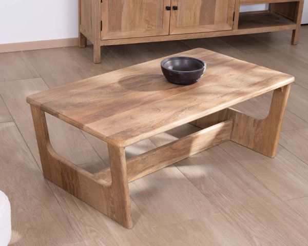 Mesa de salón de líneas sencillas en madera de mango natural «Maestro», 110 cm