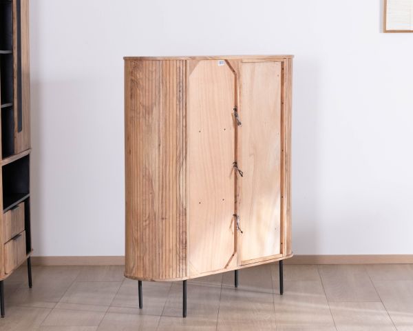Mueble de almacenamiento de diseño retro «Bopee» con estantes e iluminación LED
