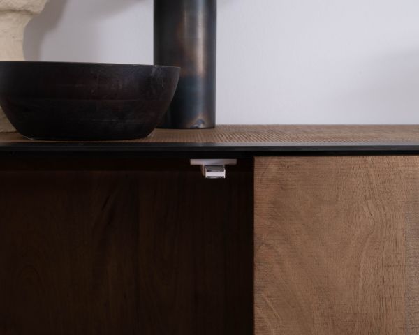 Aparador de 3 puertas de madera de mango, de estilo minimalista, «Santo», 150 cm