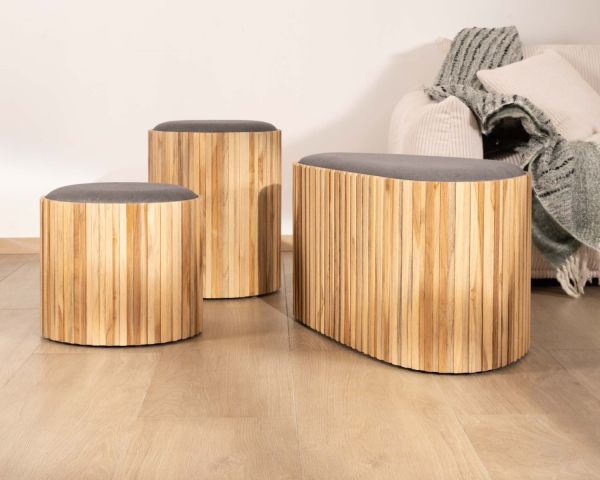 Pequeño banco de madera de teca reciclada y tela gris «Foster»