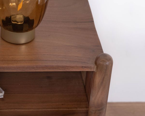 Mueble para la tele de estilo «japandi» «Yona», de acacia maciza, 130 cm