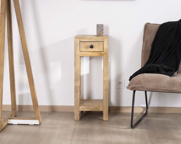 Mesita de noche alta o con repisa y un cajón «Manoha» de madera de mango, 70 cm de altura
