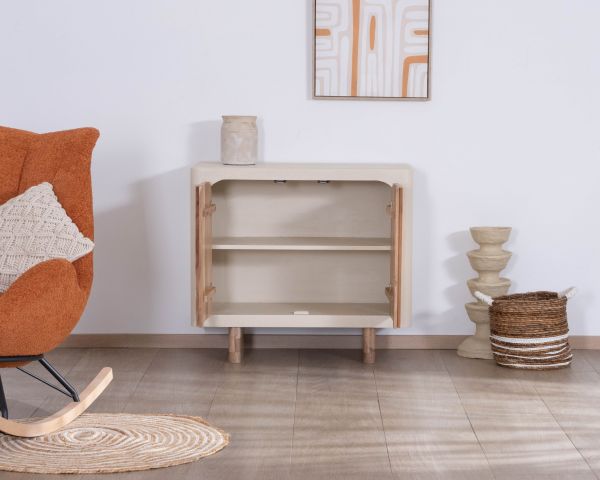 Pequeño mueble de almacenamiento de diseño, fabricado en madera de acacia natural y con acabado «Miona» con aspecto de hormigón lijado