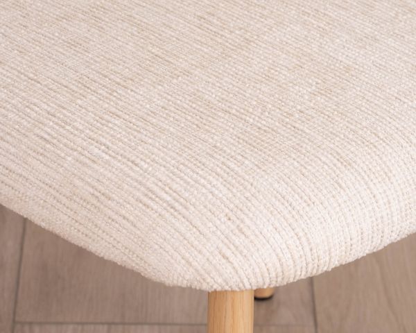 Lote de 2 sillas de comedor de estilo escandinavo, con tapizado de tejido trenzado en color blanco roto «Arpège» y patas de metal con acabado de madera clara