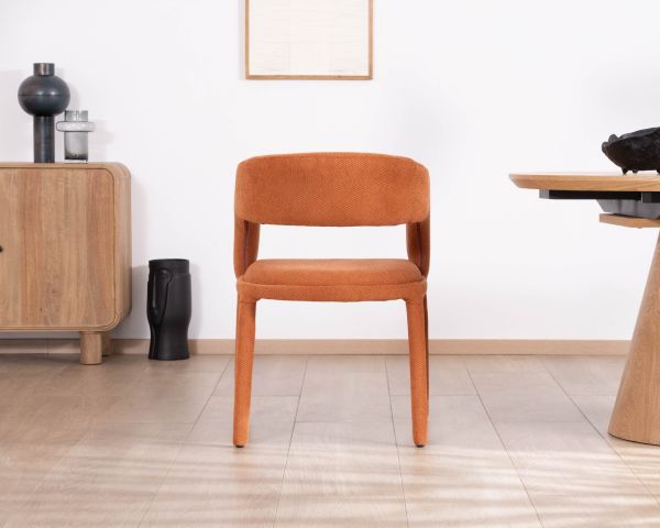 Sillón de comedor de diseño en tela color terracota, ultracómodo «Amarello»