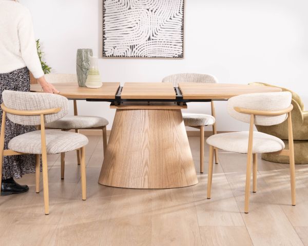 Mesa de comedor ovalada extensible de 160 a 200 cm, con acabado en roble «Oria» y estilo contemporáneo minimalista