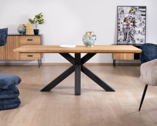 Mesa de comedor de fresno macizo con base en forma de estrella de metal negro «Sydney», 2 m