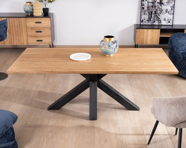 Mesa de comedor de fresno macizo con base en forma de estrella de metal negro «Sydney», 2 m