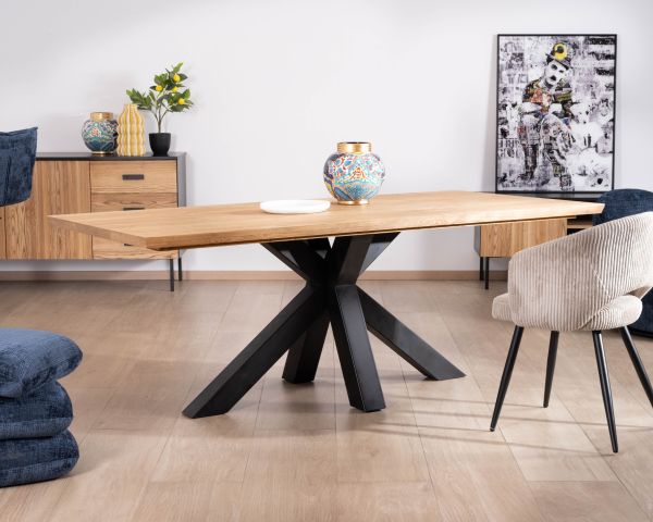 Mesa de comedor de fresno macizo con base en forma de estrella de metal negro «Sydney», 2 m