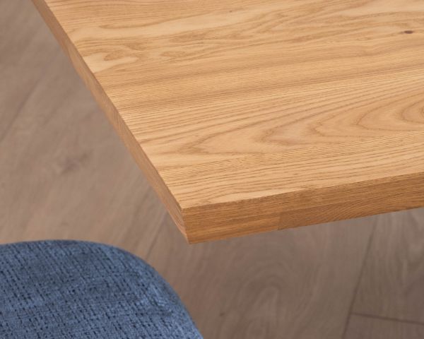 Mesa de comedor de fresno macizo con base en forma de estrella de metal negro «Sydney», 2 m