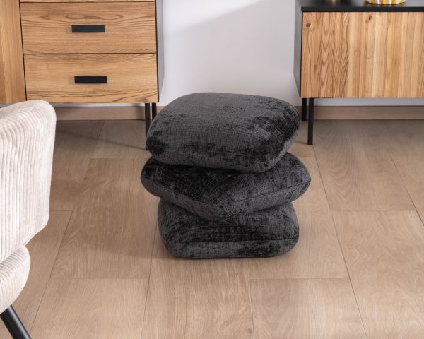 Puf «Flow» giratorio de tres niveles, confeccionado en tejido de trama gris antracita de tacto suave
