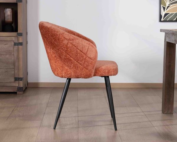 Lote de 2 sillas contemporáneas y envolventes de tela rizada color terracota «Kandy»