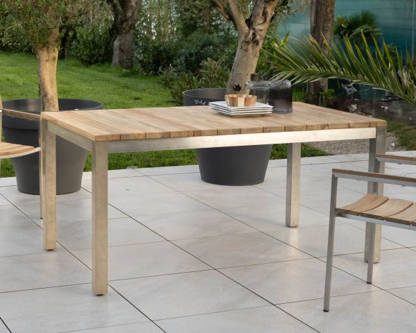 Mesa de jardín grande, extensible y de estilo contemporáneo, de teca y acero inoxidable «Melta», de 180 a 260 cm
