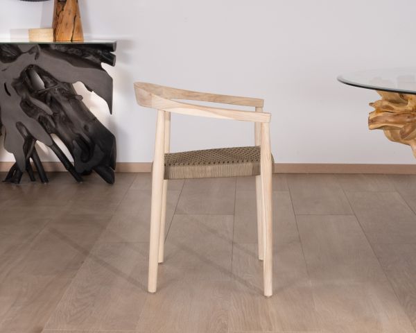 Juego de 4 sillas de teca natural con asiento trenzado «Tiska»