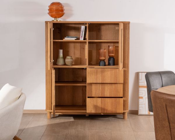 Aparador con frentes acanalados de estilo retro en roble aceitado «Winton»