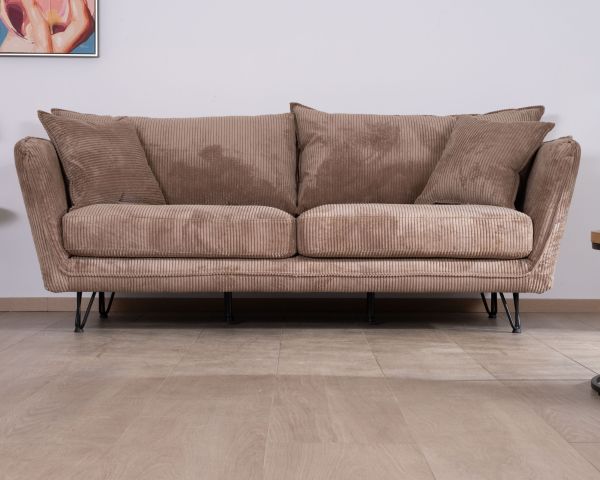 Sofá de 3 plazas de terciopelo acanalado color camel «Hasting»