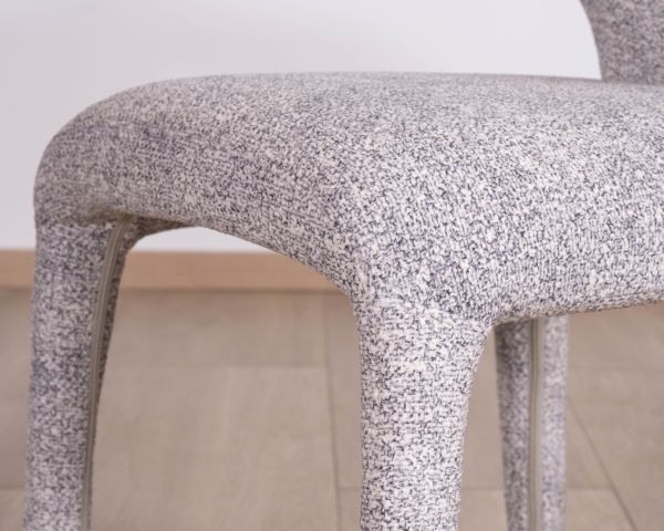 Lote de 2 sillas de comedor contemporáneas «Milano» en tejido jaspeado gris claro con tapizado integral