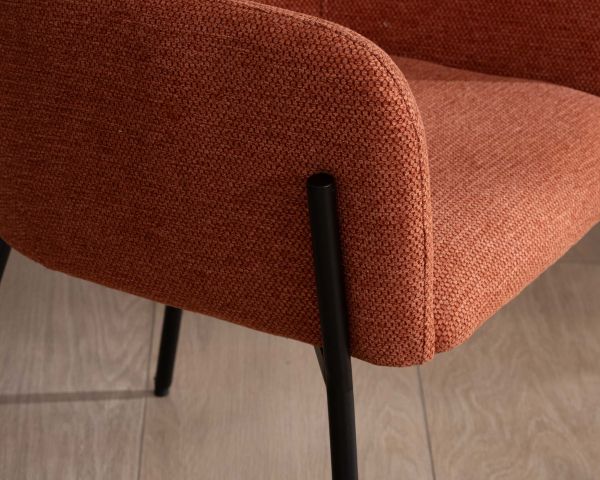 Lote de 2 sillas de comedor de color terracota con patas de metal, estilo vintage «Riméno»