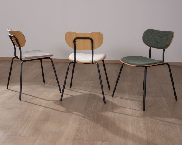 Lote de 4 sillas de comedor «Lino» de estilo retro en tela cruda