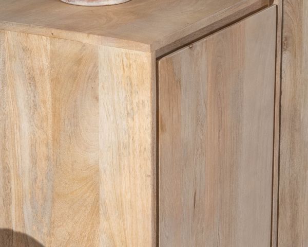Aparador de líneas sencillas en madera maciza de mango, 180 cm, con 3 puertas y cajones «Gola»