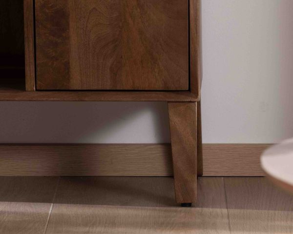 Mueble bajo de almacenamiento de madera maciza de mango oscuro «Kaldo», estilo retro escandinavo