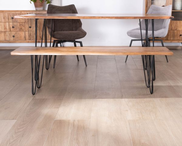 Banco de diseño minimalista de 160 cm, de madera de acacia y patas de metal «Wendy»
