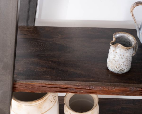 Librería de diseño minimalista en acacia y metal «Crescendo», de 4 estantes