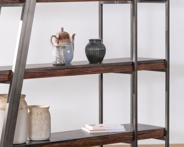 Librería de diseño minimalista en acacia y metal «Crescendo», de 4 estantes