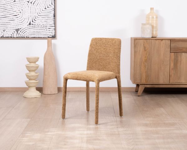 Lote de 4 sillas de comedor con tapizado integral en tela de color amarillo dorado «Otto», de estilo de diseño
