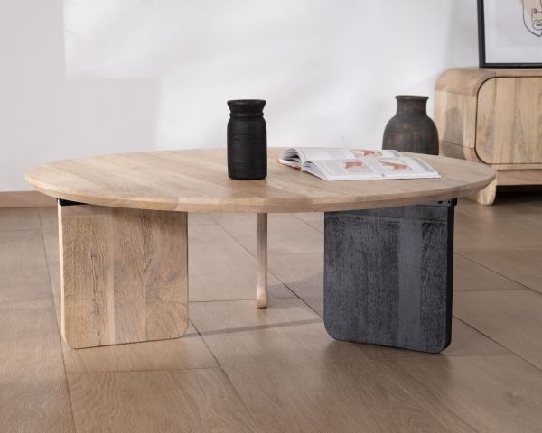 Mesa de salón redonda de estilo minimalista «Jappy» con una pata negra