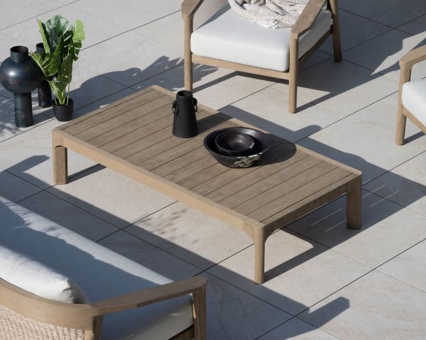 Mesa de centro para exterior con un diseño minimalista, de teca con acabado natural lijado «Verona»