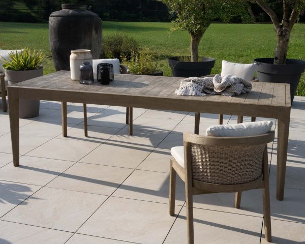 Cómoda silla de comedor de alta gama de teca lijada con cojines beige «Verona»