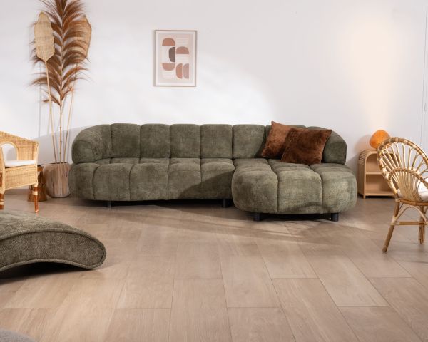 Sofá con ajuste eléctrico y chaise longue «Syltan» en tejido ultrasuave de color verde oscuro