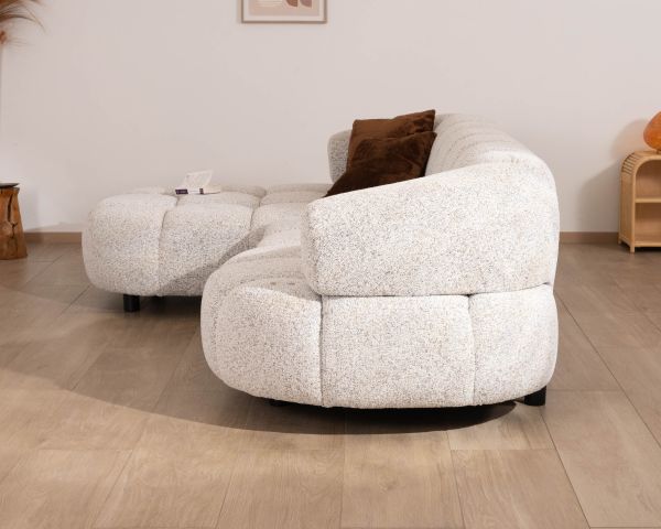 Sofá con extensión eléctrica y chaise longue «Syltan», en tejido de trama color blanco roto, ultracómodo