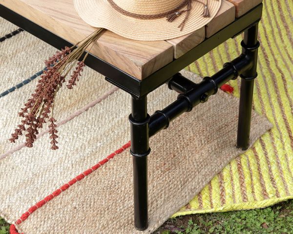 Banco industrial de madera maciza de acacia y metal «Garden»