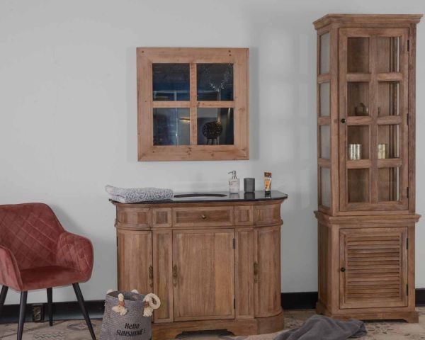 Mueble de baño de piedra con un lavabo de madera maciza redondeado «Églantine»