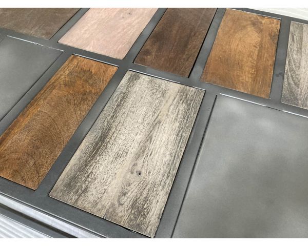 Mesa de centro rectangular de metal y madera con base etérea «Camaïeu»
